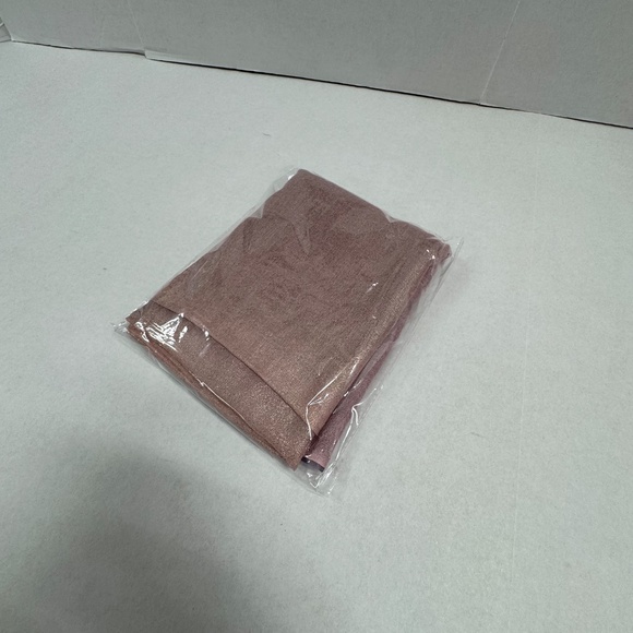 Jim Thompson Purple/Pink Scarf Shawl 82" x 35" - NEW in Bag. - Picture 14 of 14